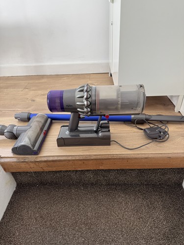 Dyson v11 absolute handheld - dyson,