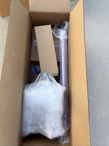 Dyson cordless stick - dyson, v8