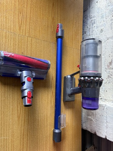 Dyson v11 hoover vacuum - dyson,