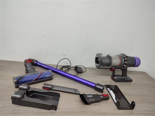 Dyson v11 vacuum cleaner - v11,