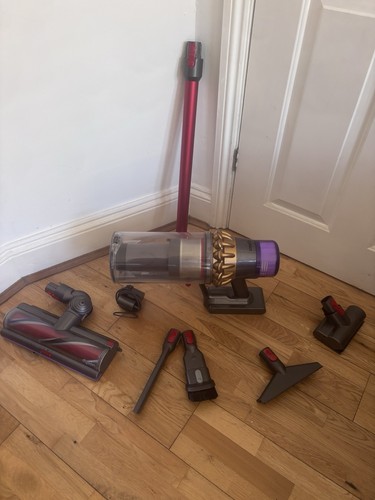Dyson v11 outsize cordless - outsize,