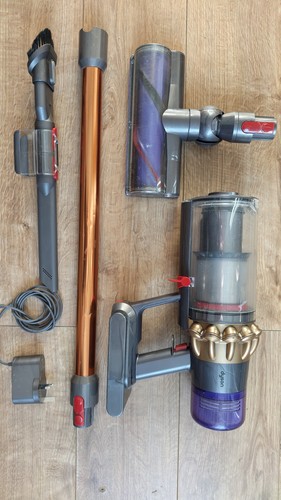 Dyson v11 cordless handheld - cordless,